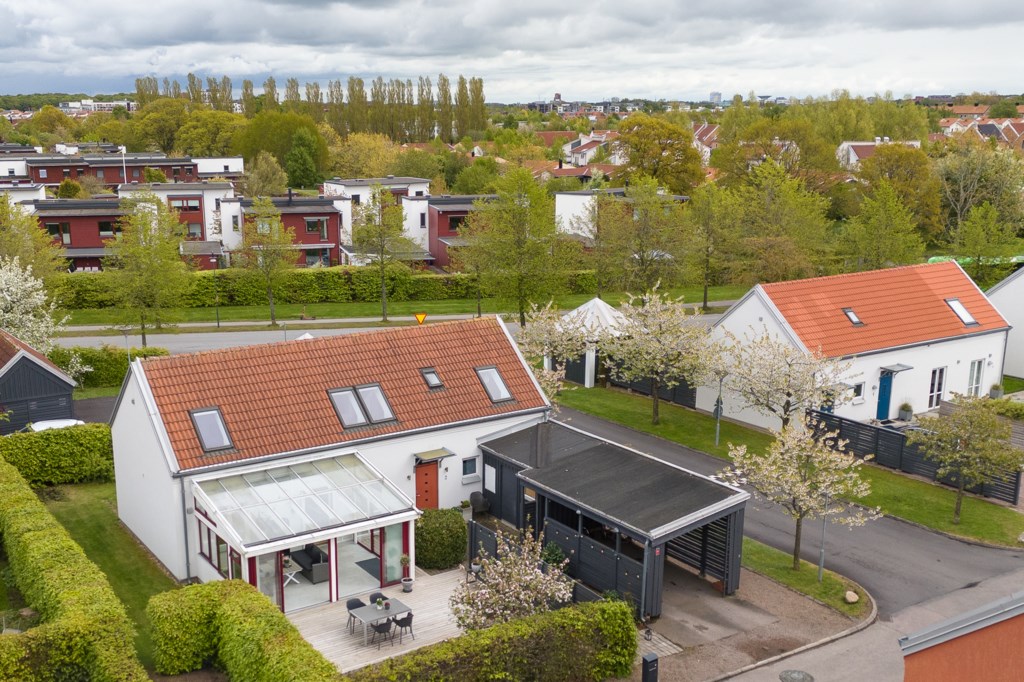 Näktergalsgatan 2