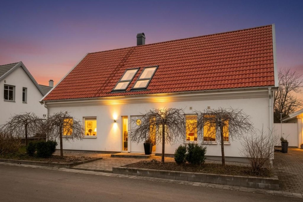 Landåvägen 25