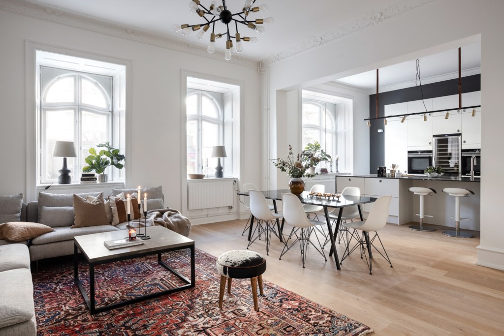 Drottninggatan 57